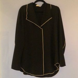 Aritzia black blouse with white piping